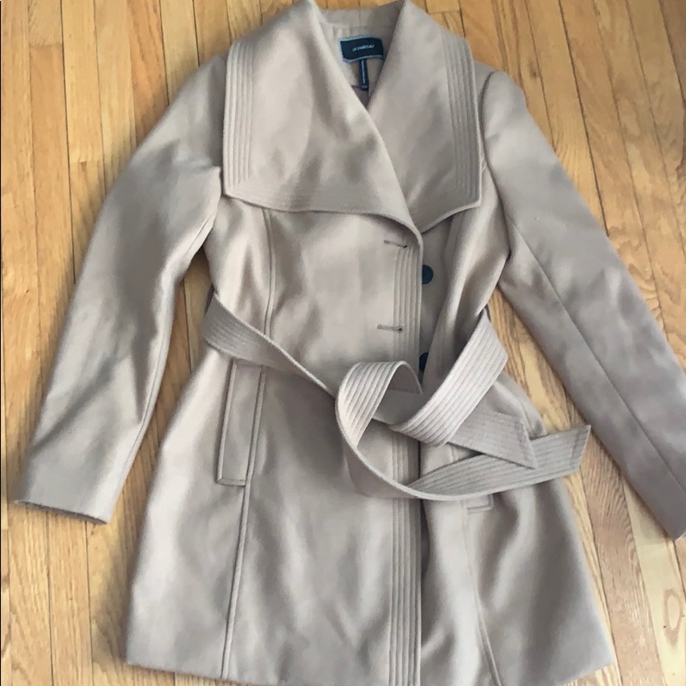 Camel coat size XS